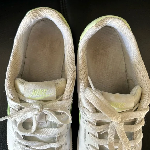 Nike Court Royale Women’s Shoes - Picture 4 of 7